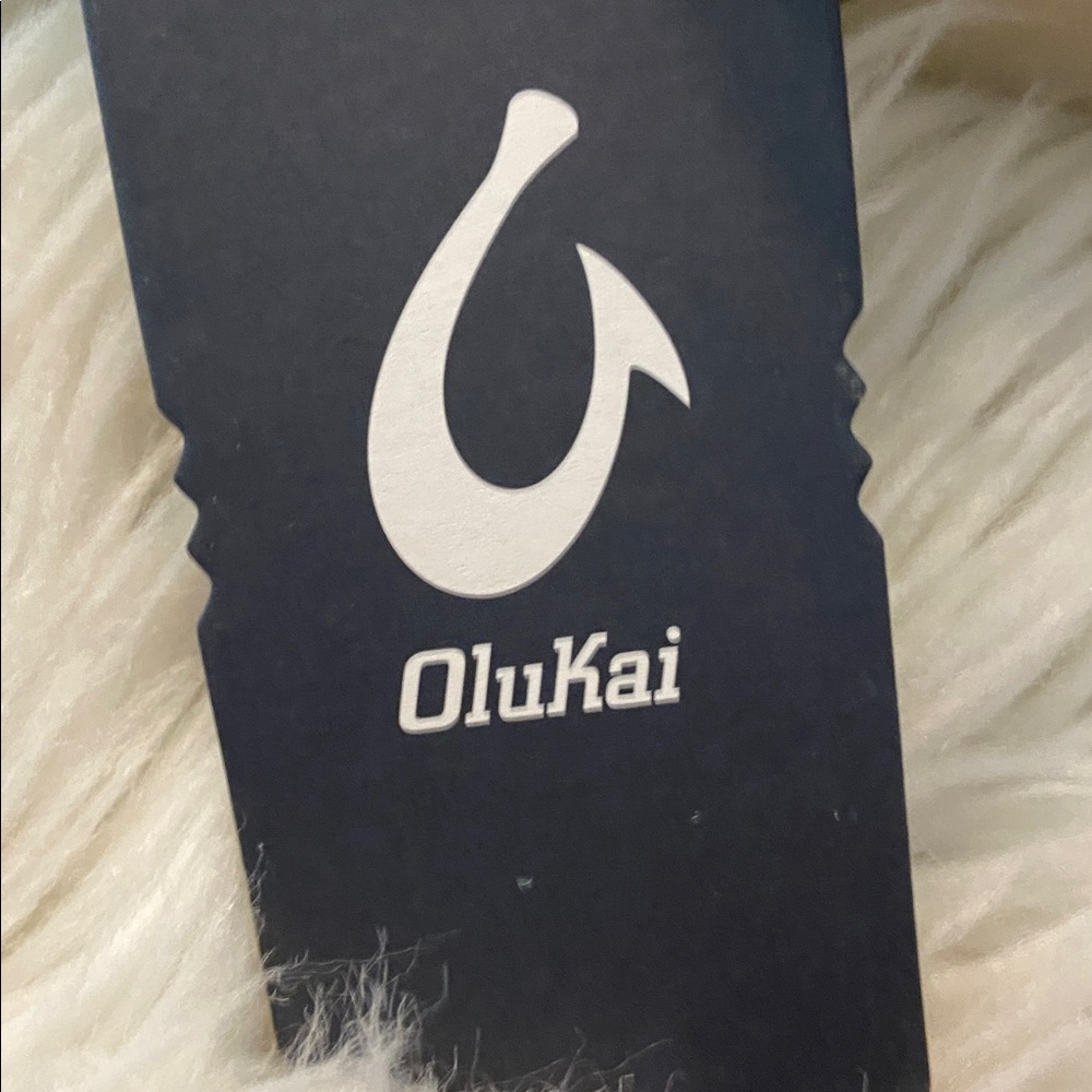OluKai Women's Sandals in Metallic Gold size 10W brand new see all photos - Picture 12 of 12